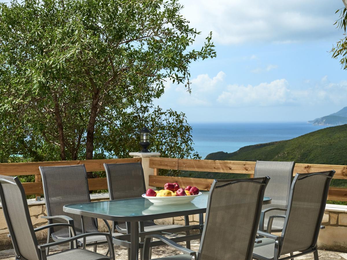 Villa Kanalos - Private Pool & Stunning Views, By Zantewize Kalamákion 外观 照片