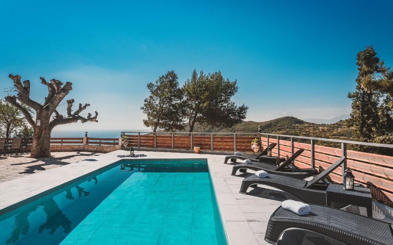 Villa Kanalos - Private Pool & Stunning Views, By Zantewize Kalamákion 外观 照片