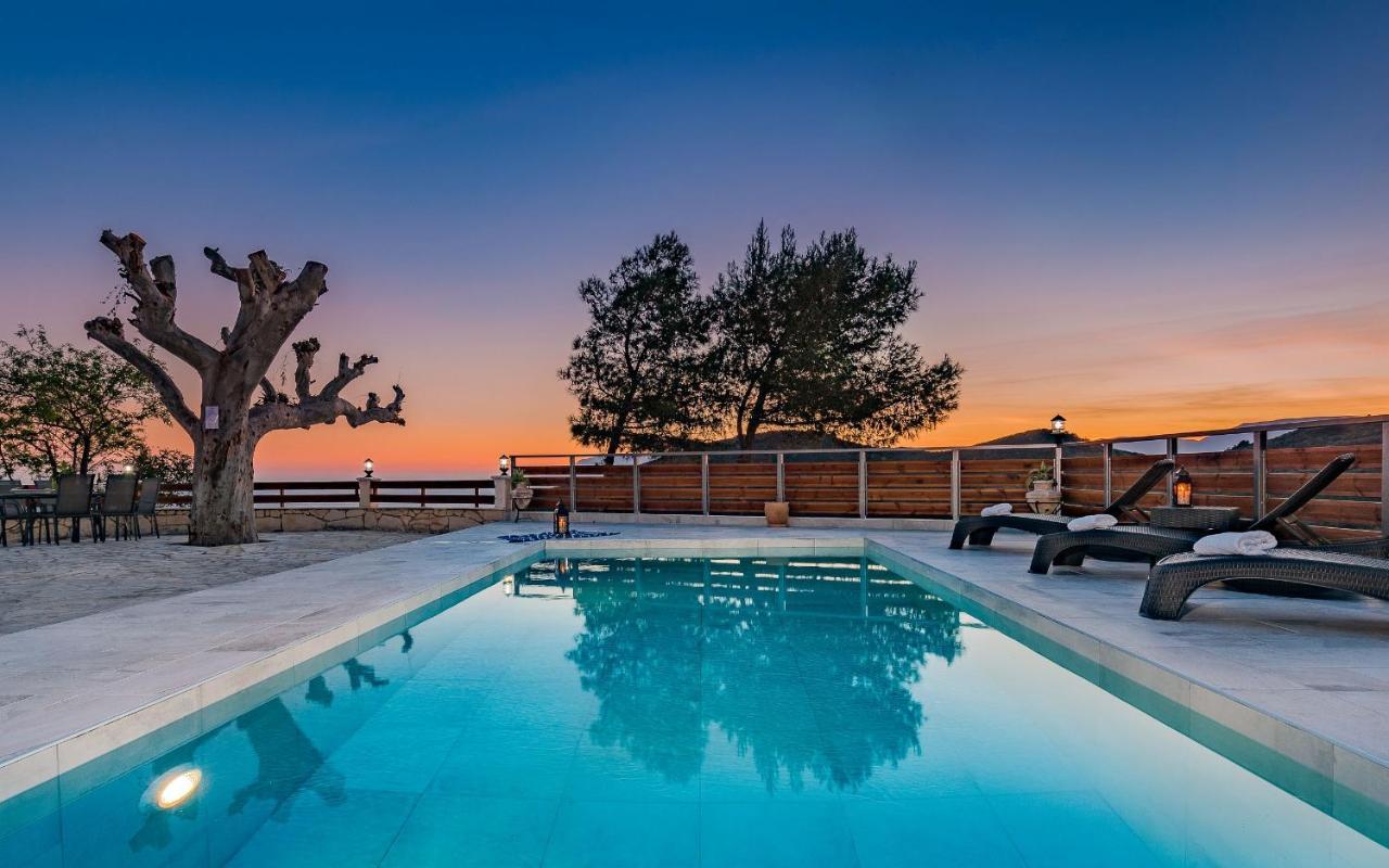 Villa Kanalos - Private Pool & Stunning Views, By Zantewize Kalamákion 外观 照片